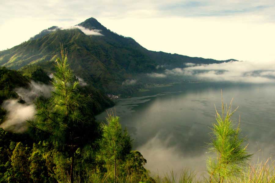 MOUNT BATUR SUNRISE TREKKING